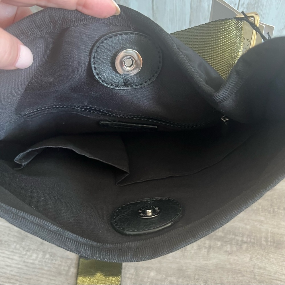 Ahdorned New Messenger Crossbody Quilted Black - Picture 5 of 5